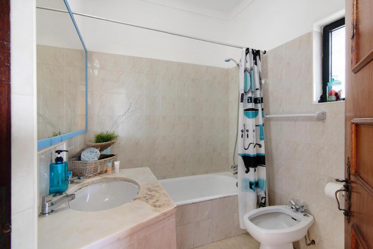 Apartamento Vila Mourisca Porches  Luaran gambar